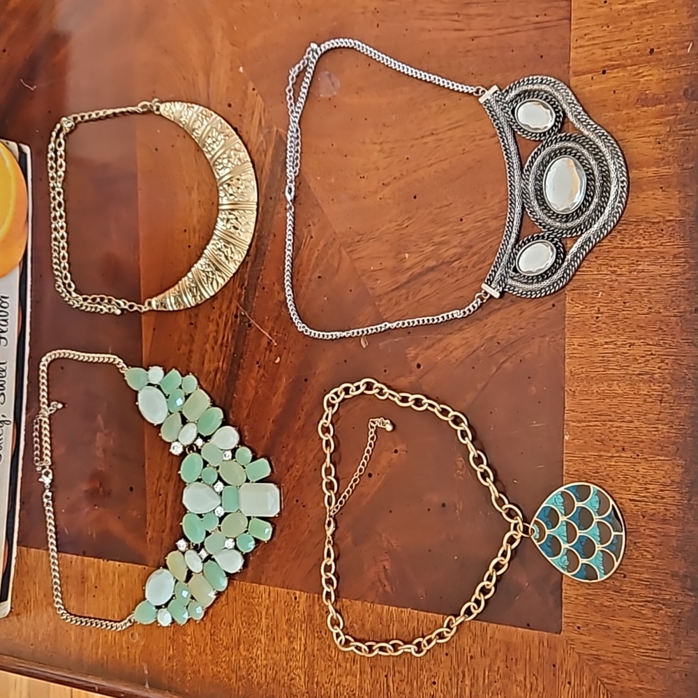 Various necklaces